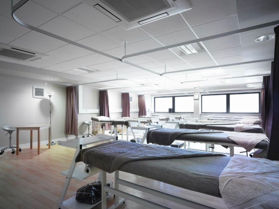 Accrington & Rossendale College (4)