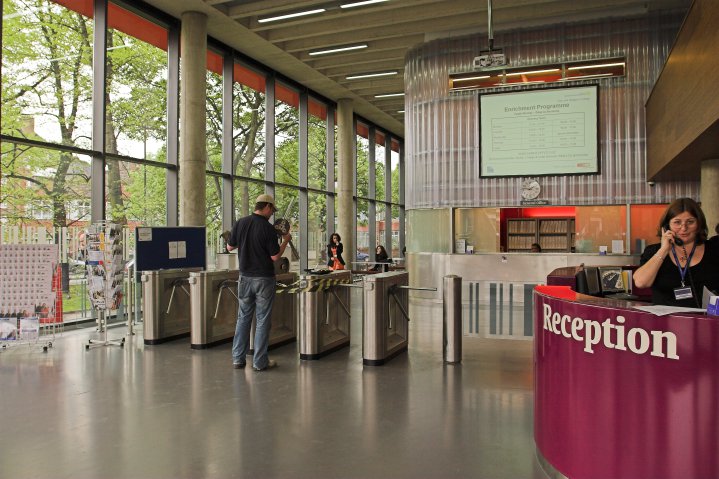 City and Islington College (3)