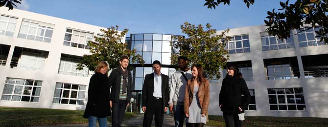 ESARC Lab�ge
