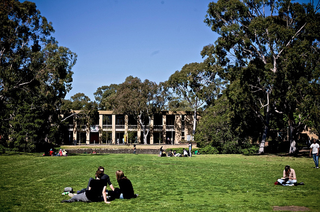 La Trobe University (8)