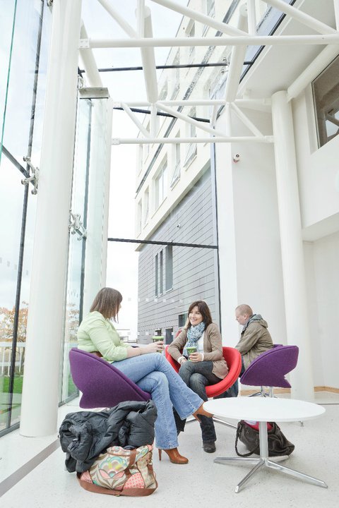 Leeds Trinity University College (2)